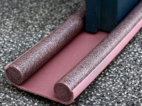 Paraspifferi sottoporta double stop marrone 45x950 mm – GEKO 1470/2